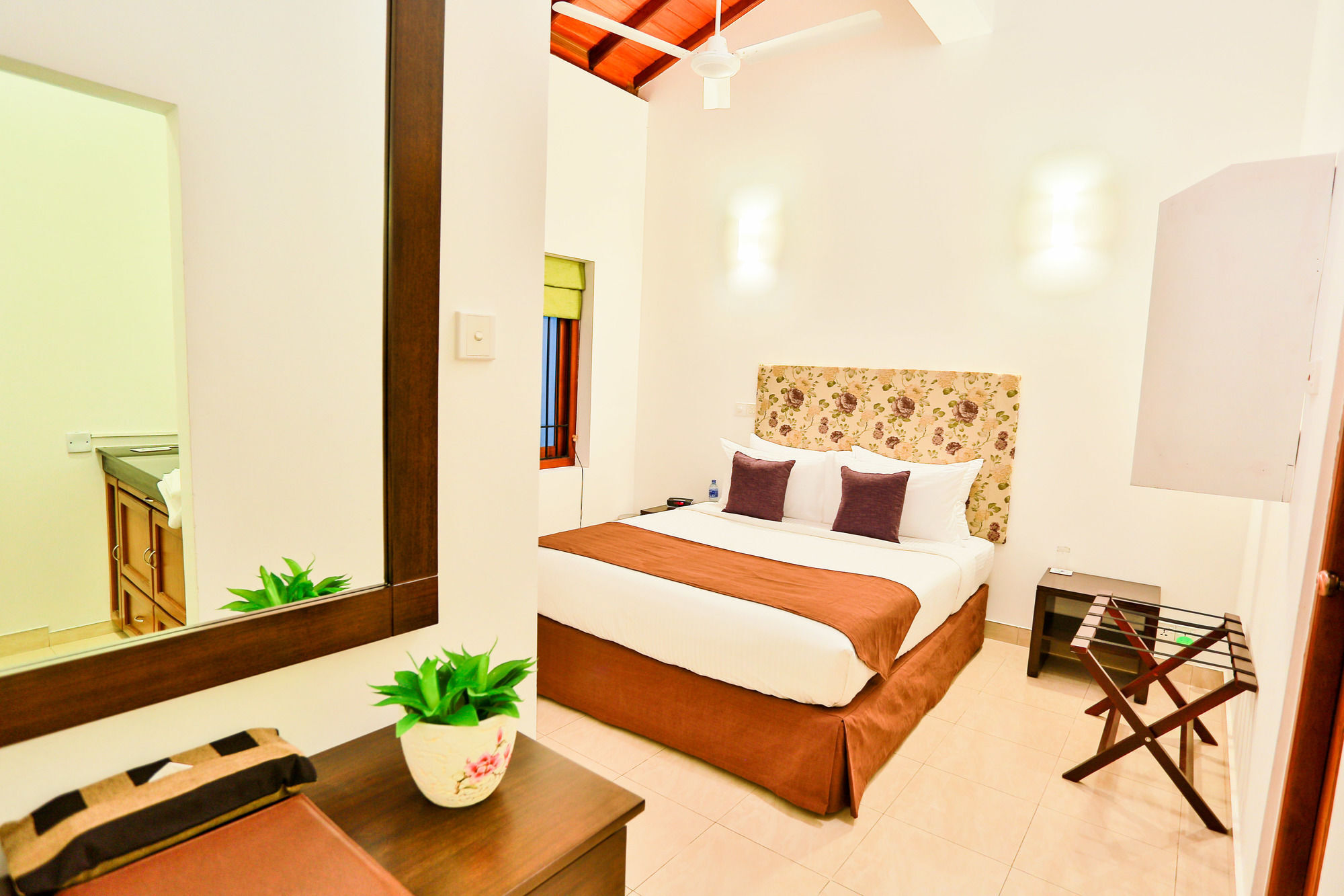 קולומבו The Austin Residence By Unique Hotels מראה חיצוני תמונה